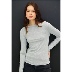 Women's Gray Long Sleeve Top